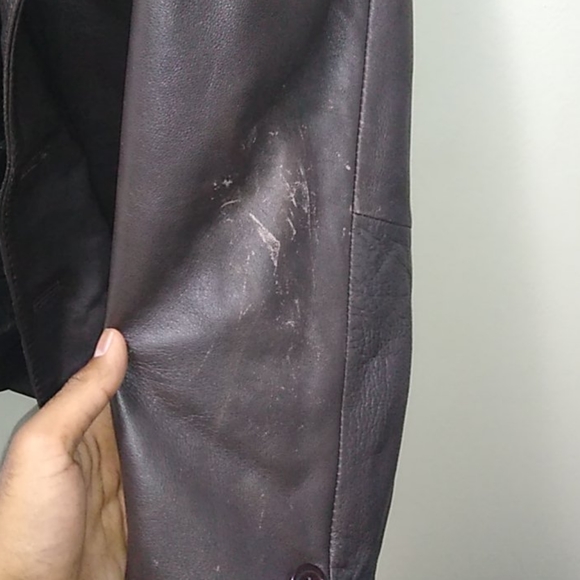 Leather jacket - Picture 2 of 4